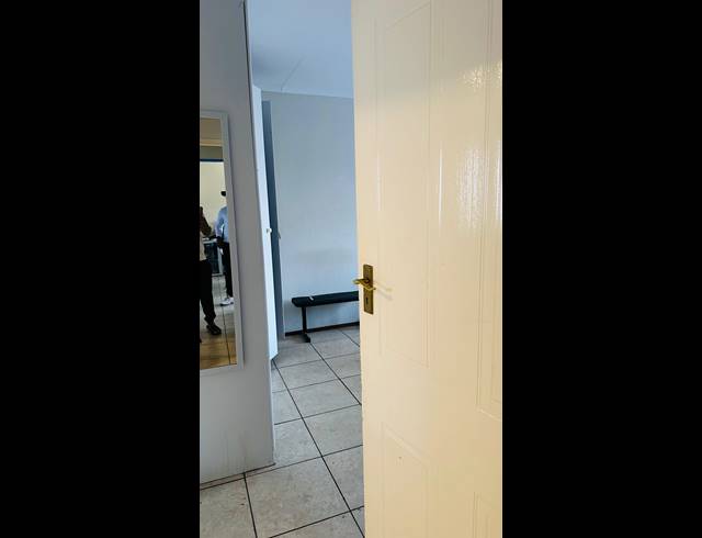 2 BEDROOM APARTMENT FOR SALE IN HESTEAPARK